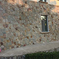 Slate crazy paving wall